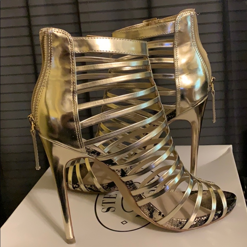 Steve Madden sandals